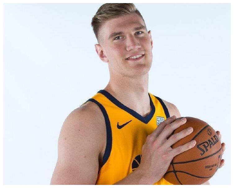 关于广州队今晚内部沟通,志在法甲名次提升,更衣室稳定,更衣室氛围转暖的信息 关于广州队今晚内部沟通,志在法甲名次提升,更衣室稳定,更衣室氛围转暖的信息