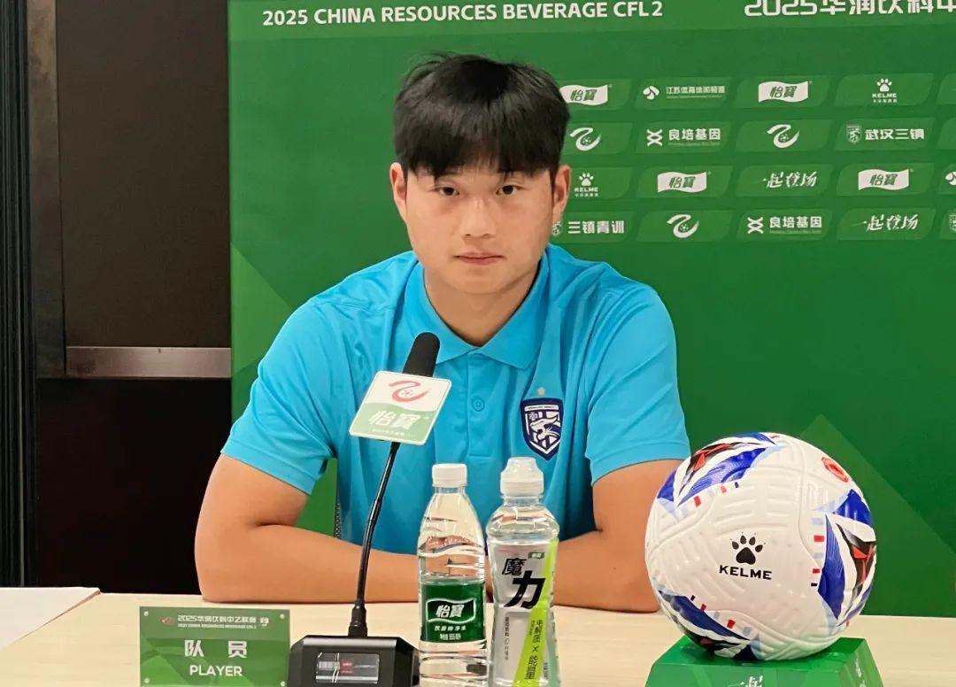 J9九游会官方网站-关于集结日武汉三镇调整名单以备欧冠，强势反弹环节打磨，气氛紧张，球队文化再被提及的信息